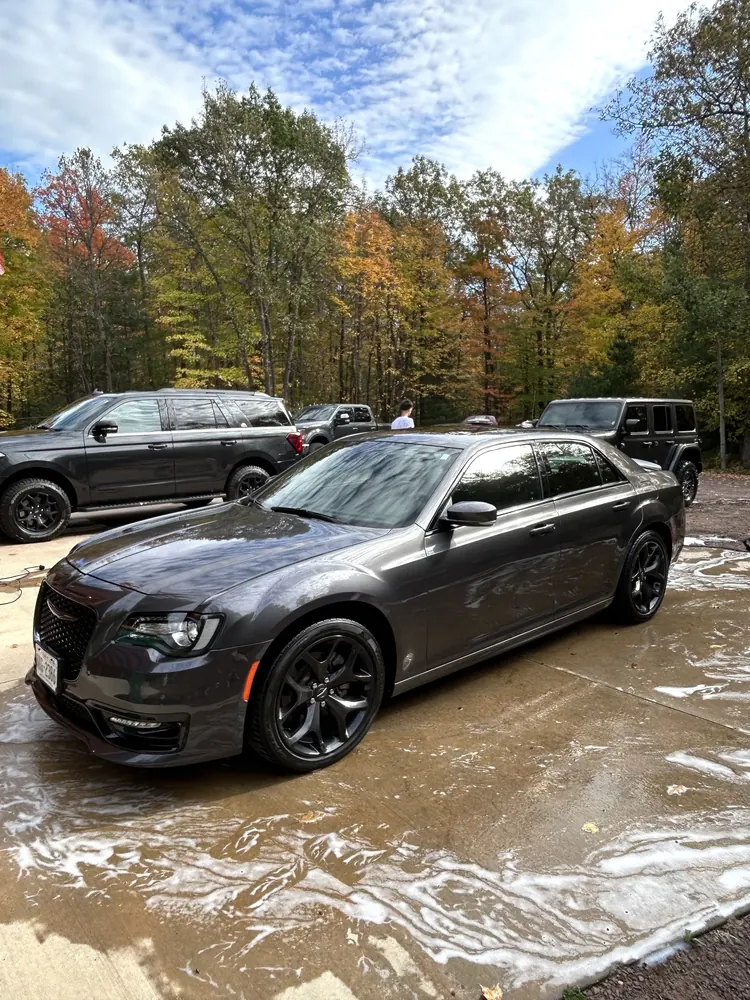 Chrysler 300 Clean Sedan