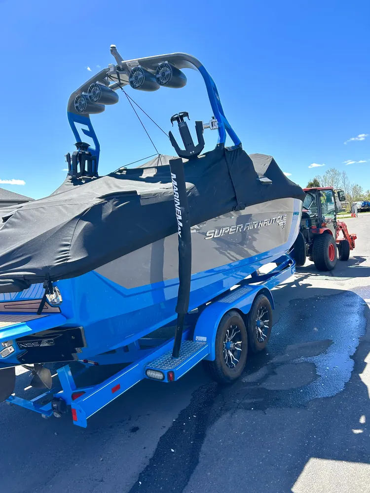 Super Air Nautique Boat
